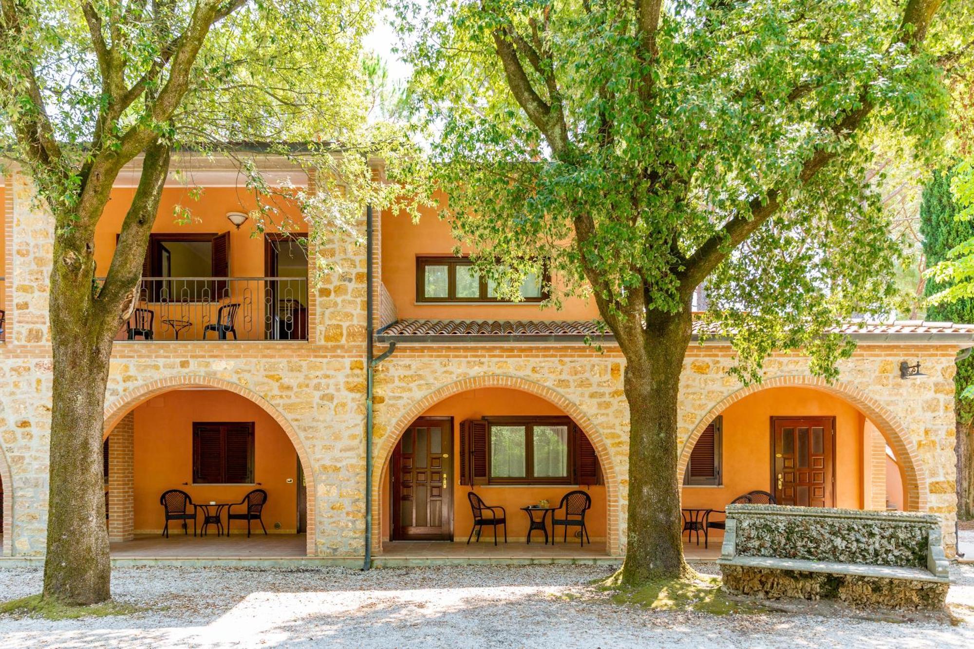 Pian Dei Mucini Resort マッサ・マリッティマ エクステリア 写真